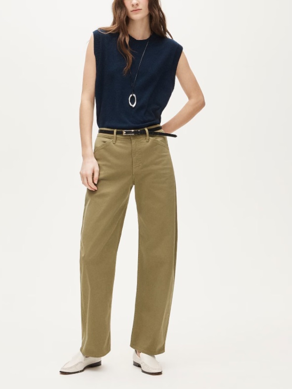 J crew distant surplus Zoe barrel pant in chino